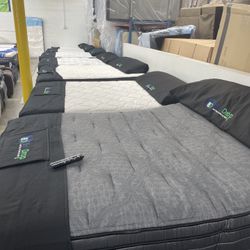 Queen Mattresses