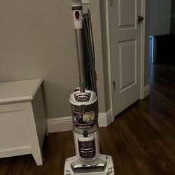 Shark Rotator Upright Vacuum 