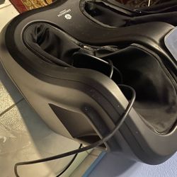 Foot Messager And Leg Messager. I Don’t Need This . Offer Me Reasonable Price. Not Old