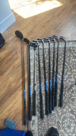 The Zevo Z4 Golf Club Set