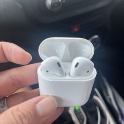 AirPods