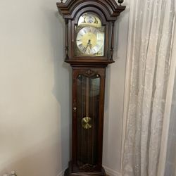 Grandfather Clock 