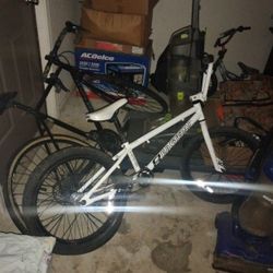 BMX Eastern Paydirt For Sale $150.00. Looks Brand new.