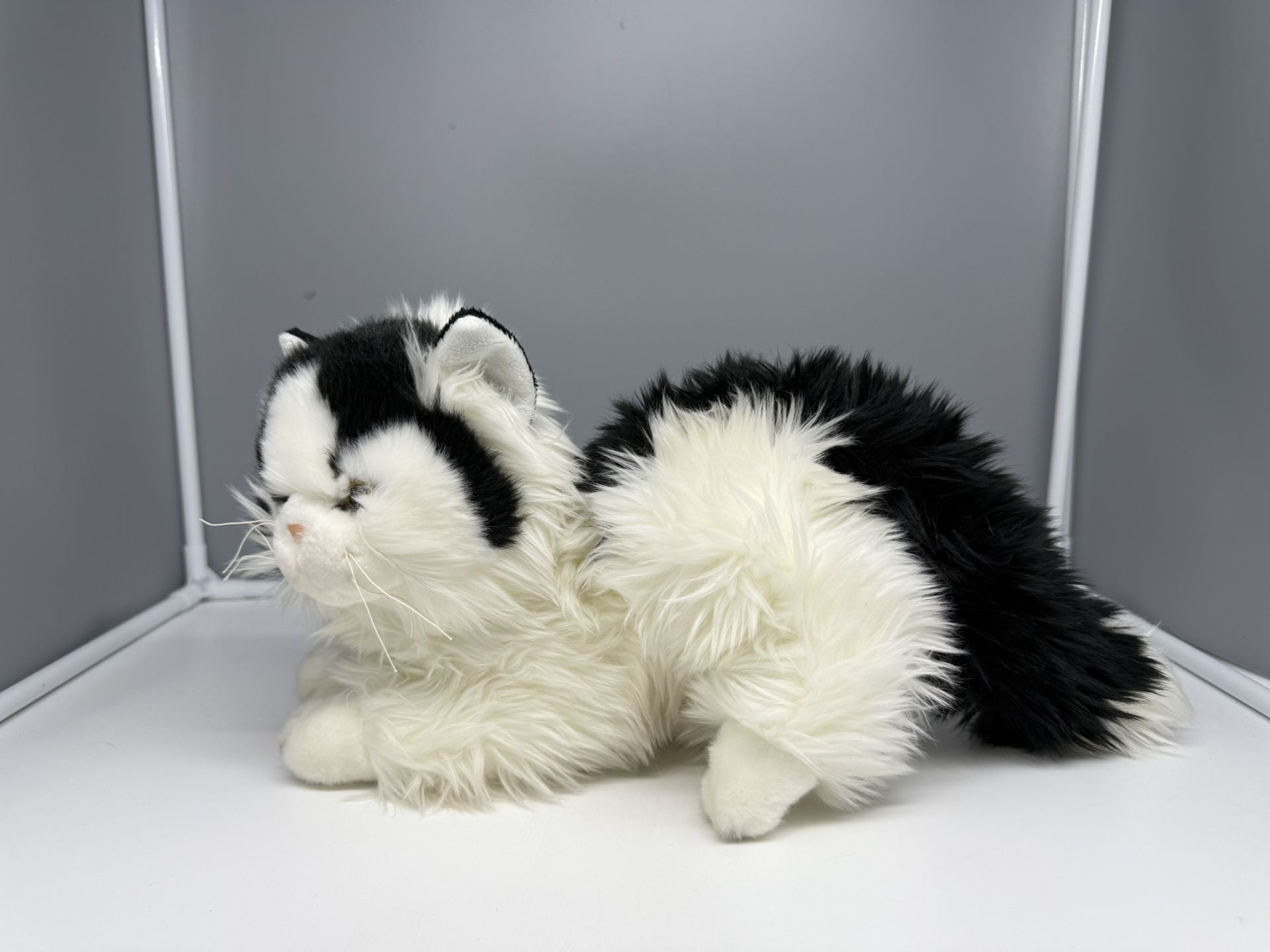 Ganz Heritage Collection Very Realistic Cat Plush Black White Rare 18"