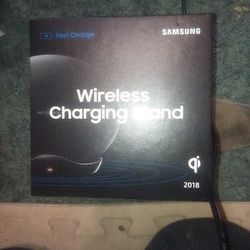 Samsung Fast Charge Wireless Charging Stand 