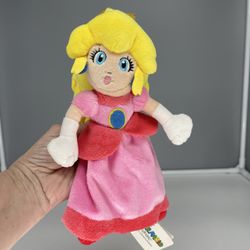 Nintendo Super Mario Bros.  Princess Peach Plush - Approx. 9" - Paper Tag Intact