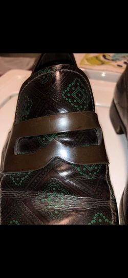 Prada size 10