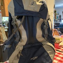Deuter Backpacking Backpack Act Lite 65+10