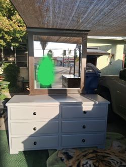 6 Drawer Wood Dresser