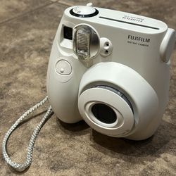 Fujilfilm Instax Instant Film Camera 