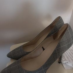 Nine West Grey and white plaid heels #plaidheels