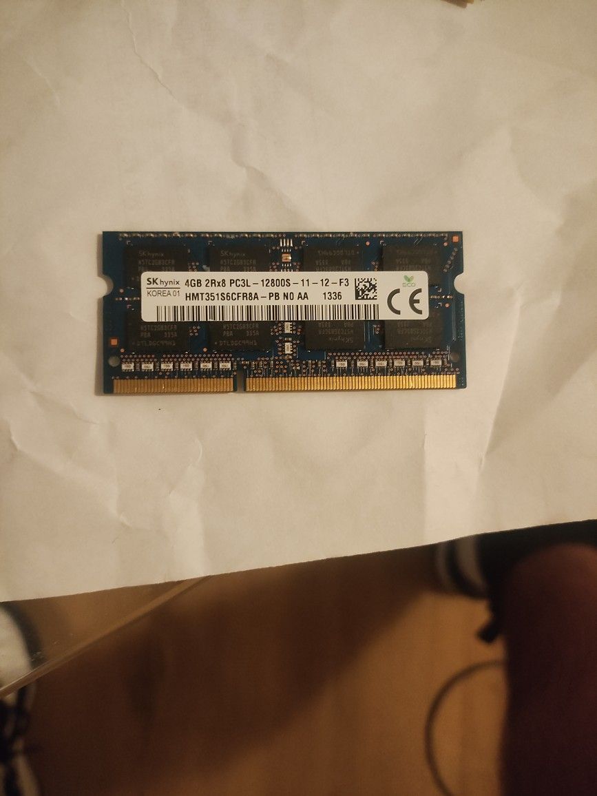 Sk hynix korea 4GB 2Rx8 PC3L
