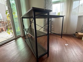 Raizer Computer Desk