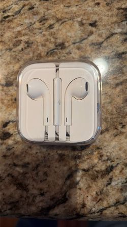 Original Apple EarPods Earphones for iPhone **NEW**