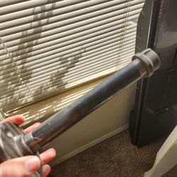 6 metal shelf holders