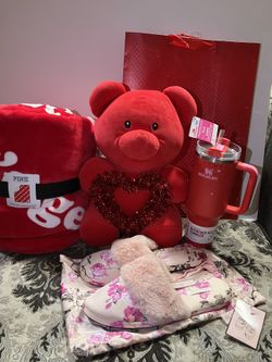 ❤️ Valentine’s Day Gift Special ❤️ Presale 