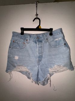 Levi’s 501 Women’s Distressed Cutoff Denim Shorts Light Wash W30