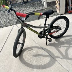 Specialized Riprock Kids 20” Bike