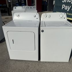 Kenmore Washer And Dryer Set $399