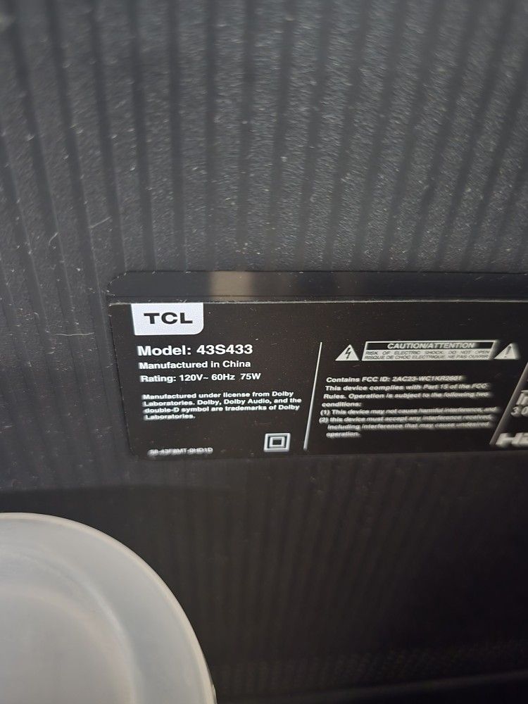 TCL 43-inch LCD (LED) 4K UHD TV (NO FEET)