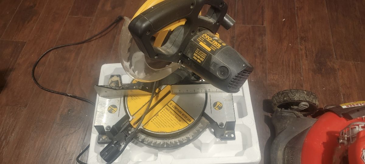 Pro-tech 10 in miter saw.