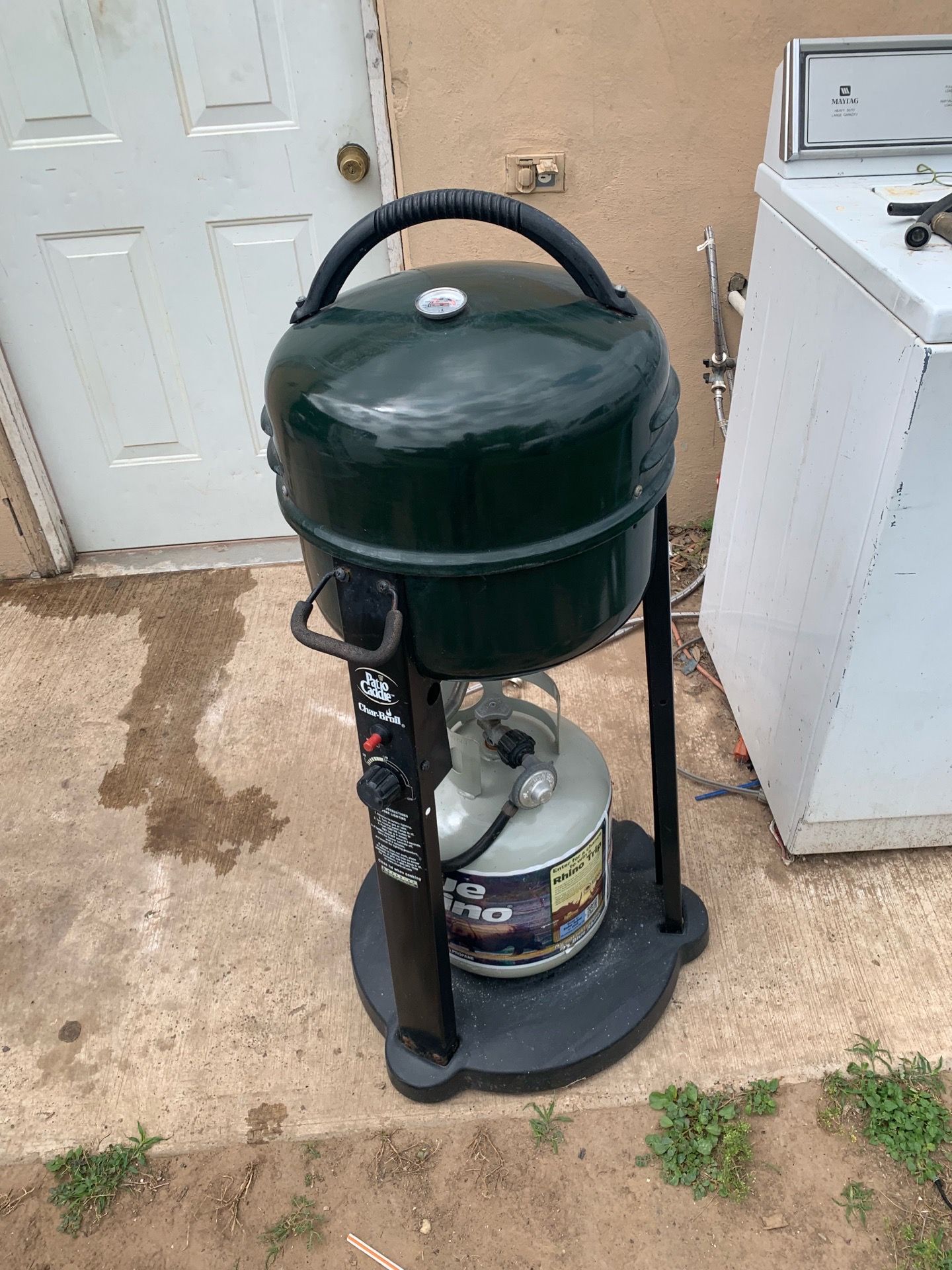 Asador de gas con tanque tiene gas jalando bien