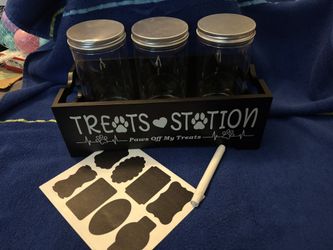 Dog Treat Station