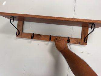 Shelve - Coat Hanger