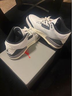 Jordan 3 Grey Cement Sz 10.5 150$