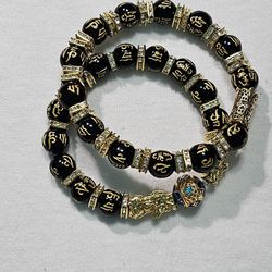 Beautiful handmade bracelets for men and women 