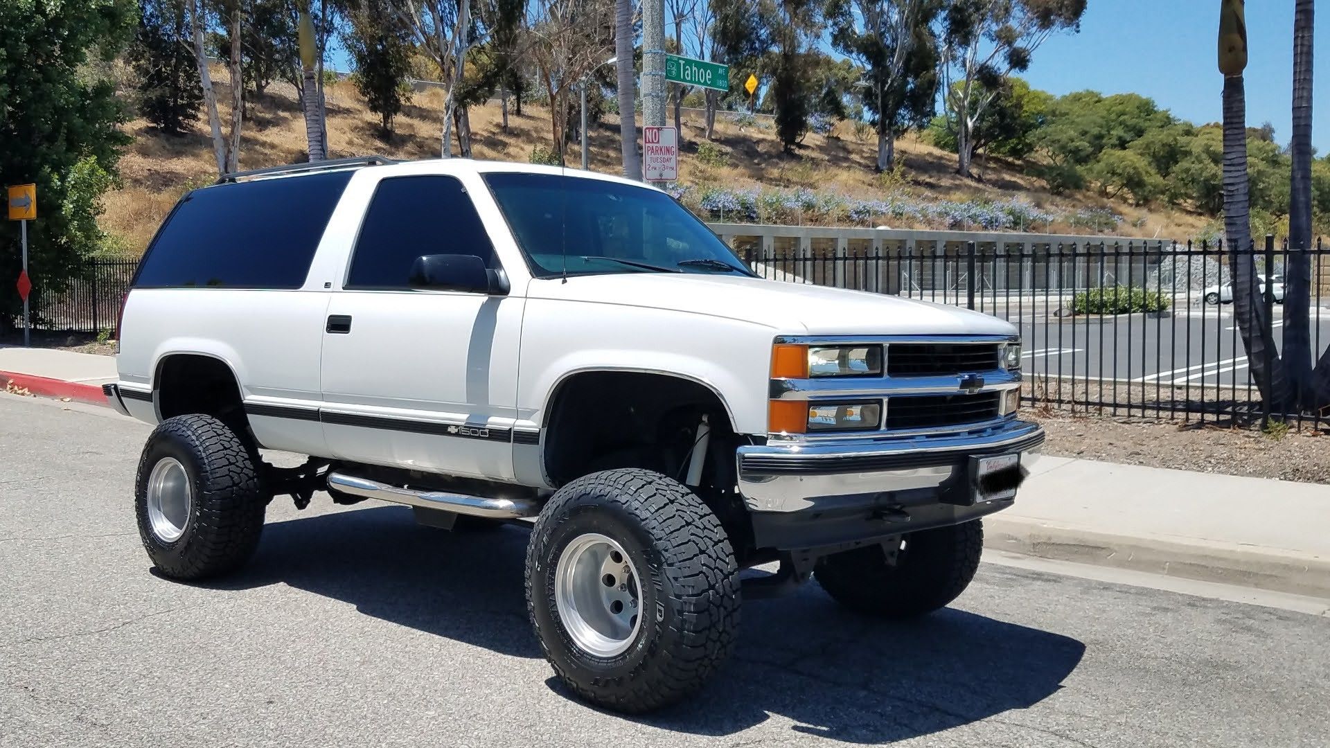 97 Tahoe 2 Door