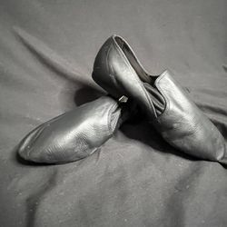 Dance Shoe Size 7 Black Leather 