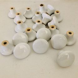 Ceramic white door knobs/door pulls - 20
