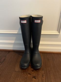 Hunter Boots Size 5M/6F 