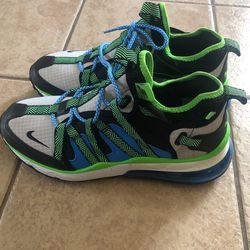 Nike Airmax Bowfin 270 Size 11