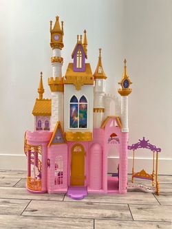 Dollhouse- Disney Princess castle