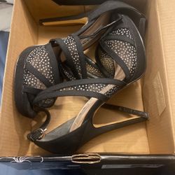 Nina High Heel Sz 6 1/2 Black And Silver