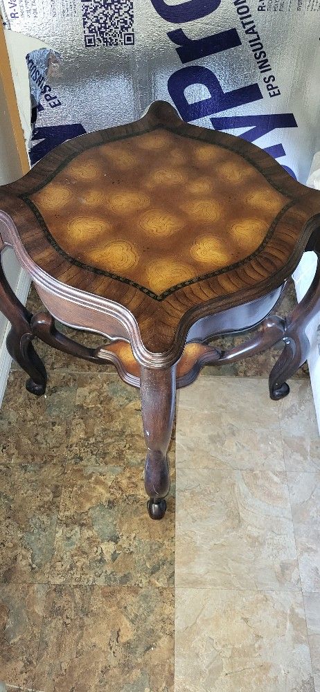 Living Room End Tables