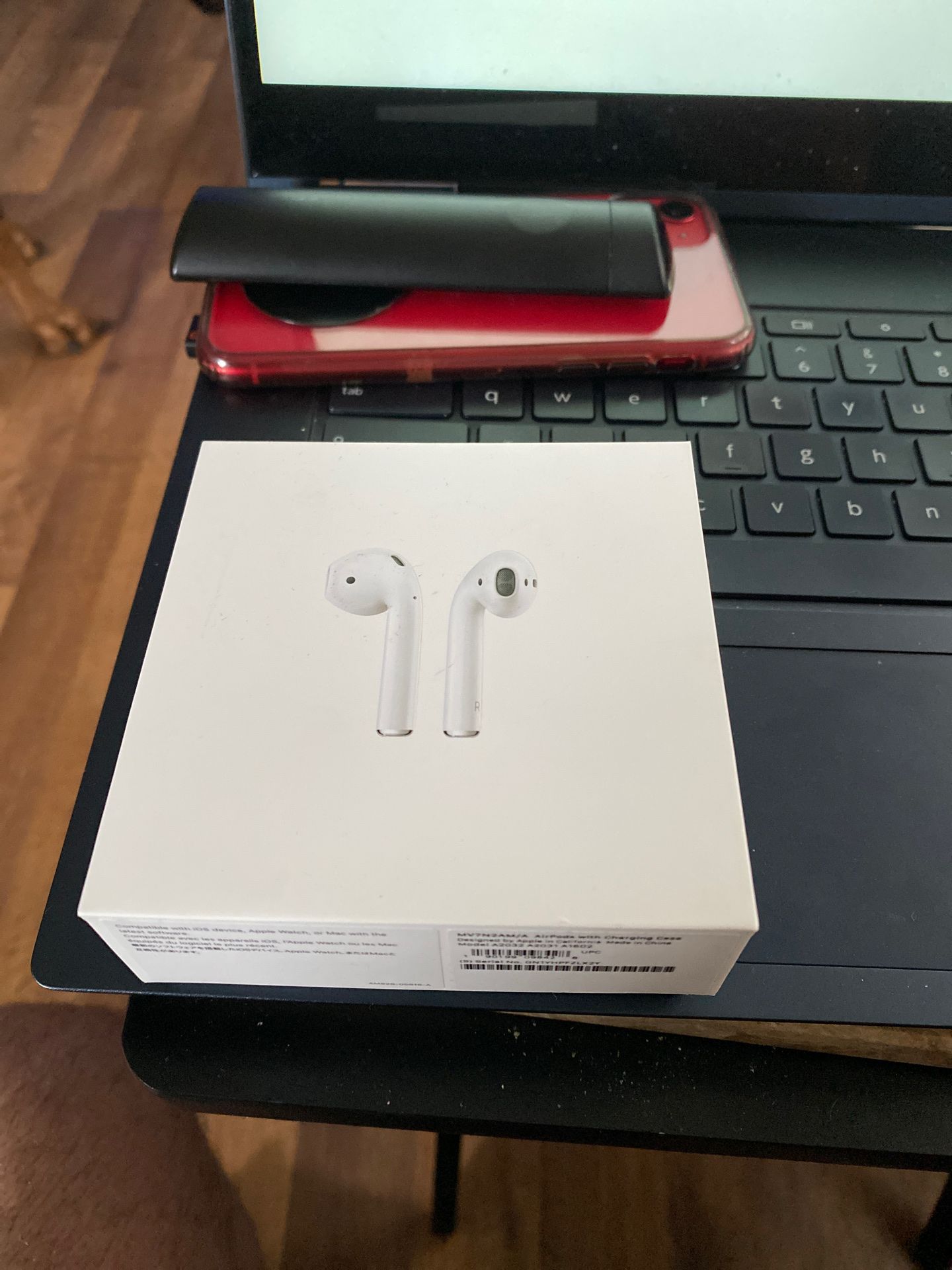 Apple AirPods Mint Condition