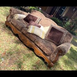 Couch - Free 