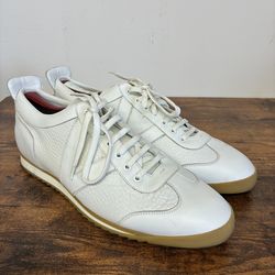 Louis Vuitton men's white leather low top sneakers size 10 made in Italy us11-11 1/2