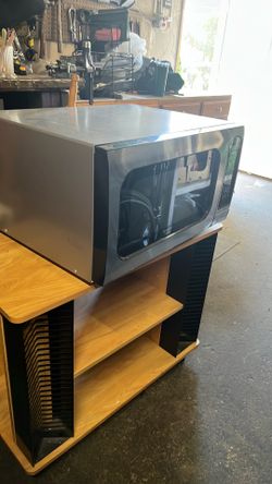 Horno de microondas mediano