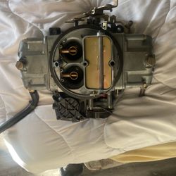 Carburetor for a chevy 350