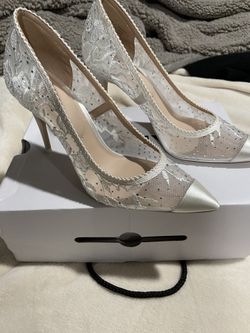 Beautiful ivory heels Obo
