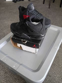 Black Cat 4s
