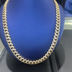 22” Gold 2 tone Curb chain 14K
