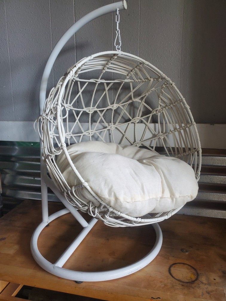 Cat Chair 25.00