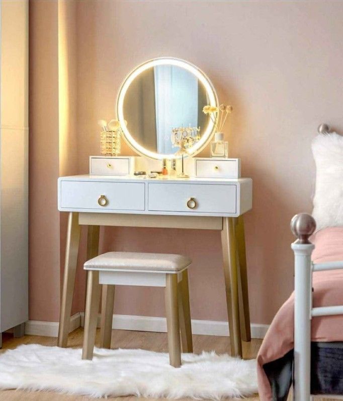Makeup Table with drawers, mirror, and adjustable light