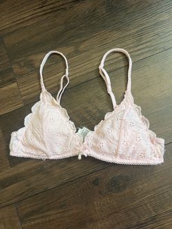 Pink lace bra(xsmall) $3