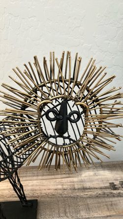 Modern Wire Art Lion Sculpture - 16" Metal Home Decor